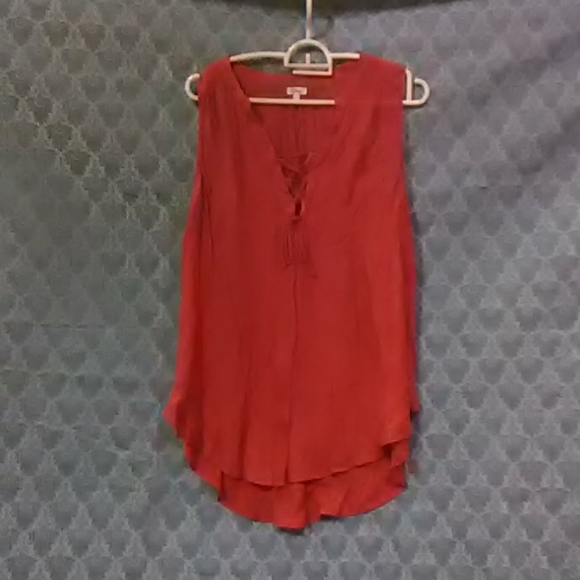 Flowy red top - Picture 4 of 4